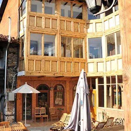 Etno Kuca Petrovic 호텔 Strpce